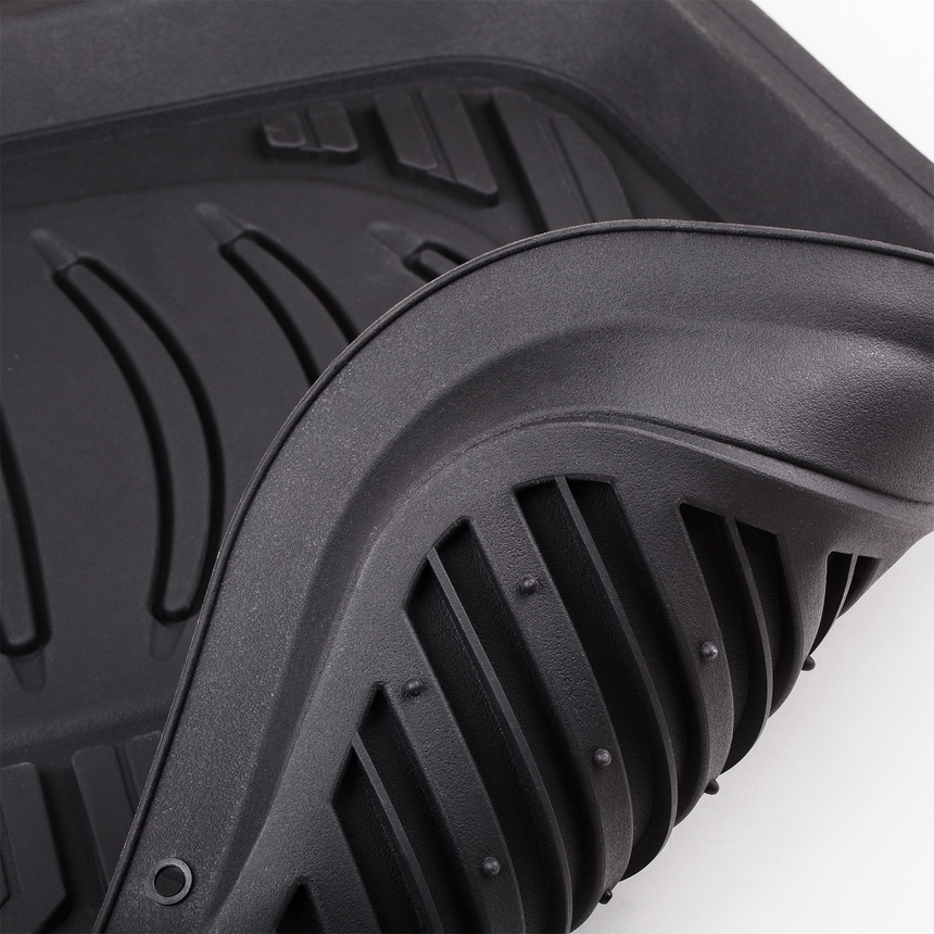 Коврик автомобильный AUTOPROFI для переднего ряда RUS-105f BK