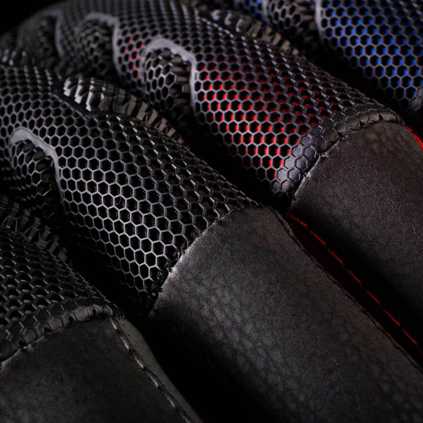 Кожаная оплётка на руль Car Performance с объёмными вставками CP-2044 BK/GY (M)