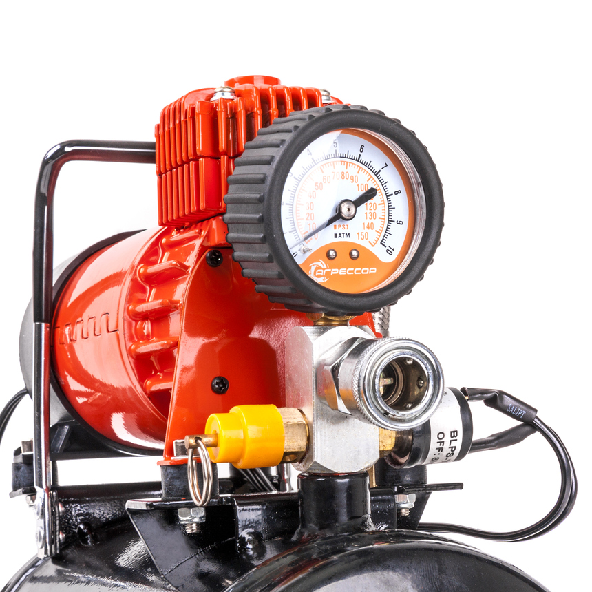 купить Компрессор "АГРЕССОР" (35 л./мин.) c ресивером 3 литра AGR-3LT Компрессор "АГРЕССОР" (35 л./мин.) c ресивером 3 литра AGR-3LT